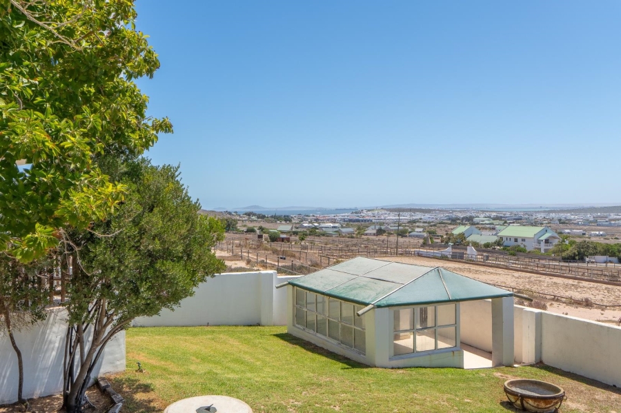 5 Bedroom Property for Sale in Long Acres Country Estate Western Cape